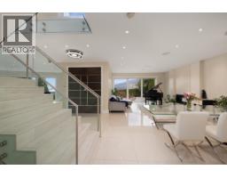 4716 Skyline Drive, North Vancouver, BC V7R3H8 Photo 23
