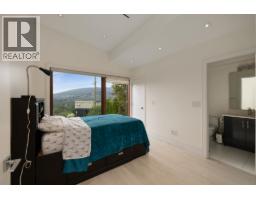 4716 Skyline Drive, North Vancouver, BC V7R3H8 Photo 27