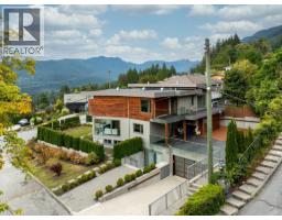 4716 Skyline Drive, North Vancouver, BC V7R3H8 Photo 35