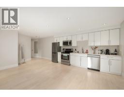 4716 Skyline Drive, North Vancouver, BC V7R3H8 Photo 39