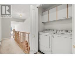 Bathroom - 76 Grenadier Way, Ottawa, ON K2J4L5 Photo 14