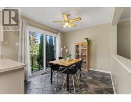 Foyer - 76 Grenadier Way, Ottawa, ON K2J4L5 Photo 11