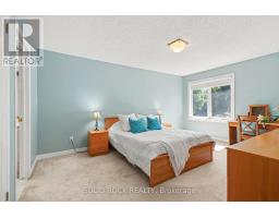 Bedroom - 76 Grenadier Way, Ottawa, ON K2J4L5 Photo 15