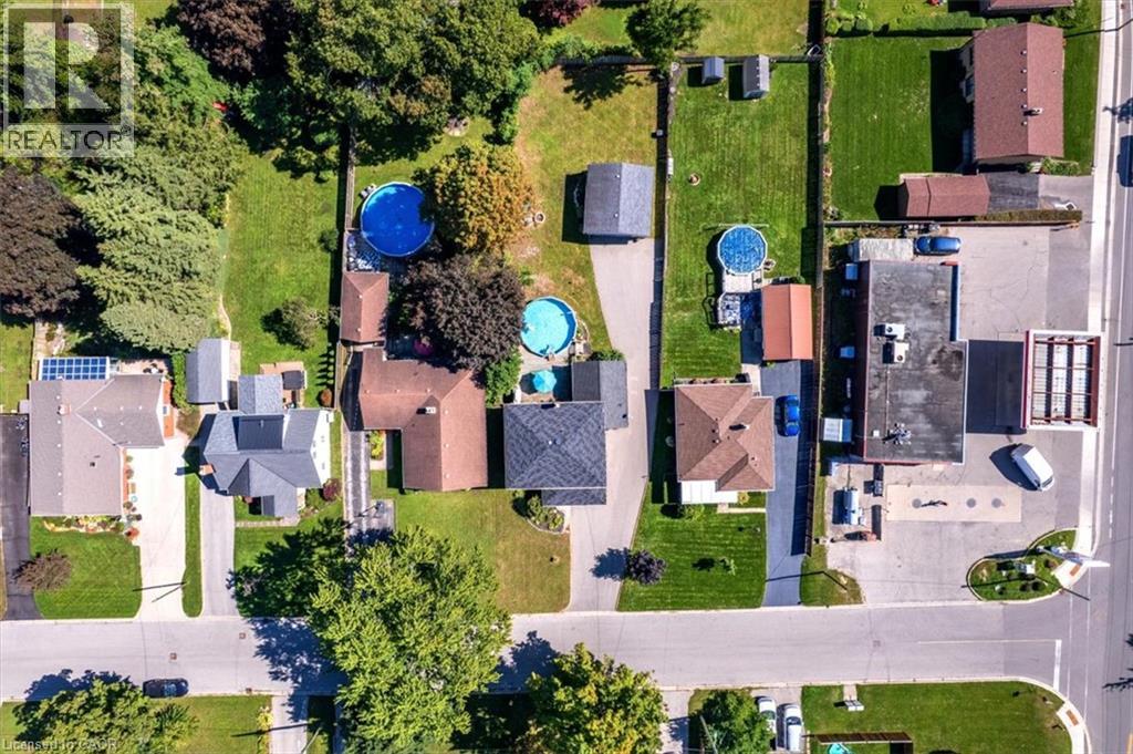 7 MARTIN Avenue - 13