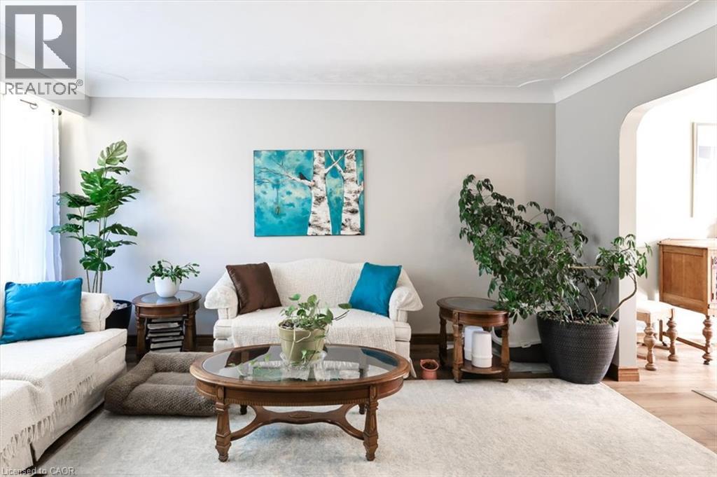 7 MARTIN Avenue - 16