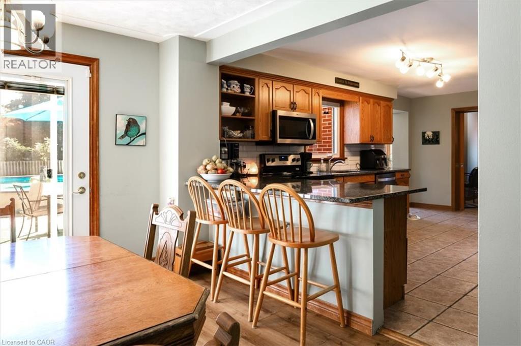 7 MARTIN Avenue - 19