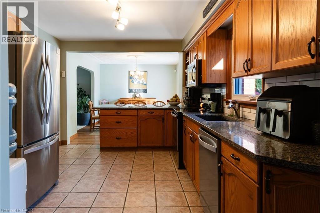 7 MARTIN Avenue - 22