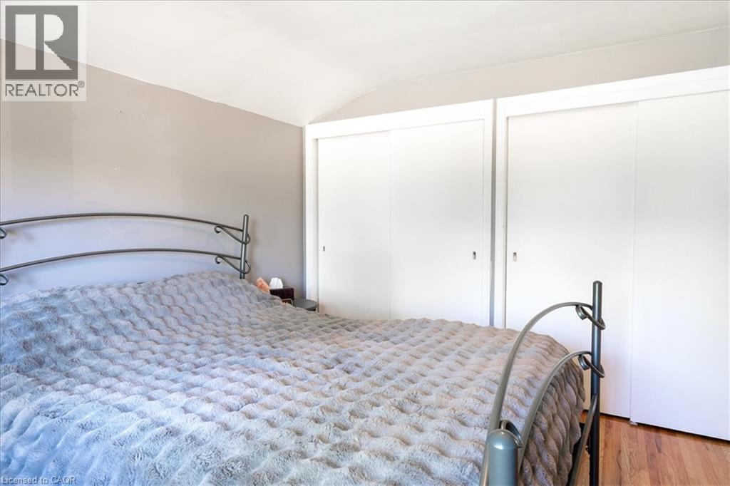 7 MARTIN Avenue - 30