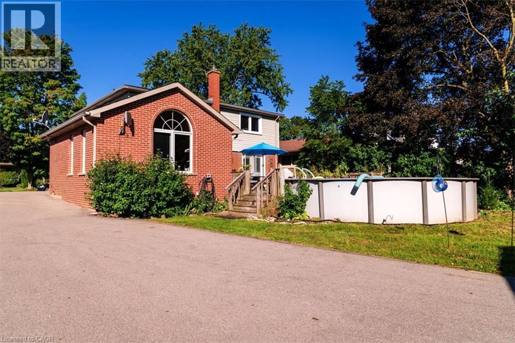 7 MARTIN Avenue - 5