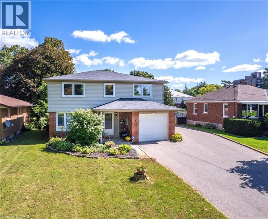 7 MARTIN Avenue - 50