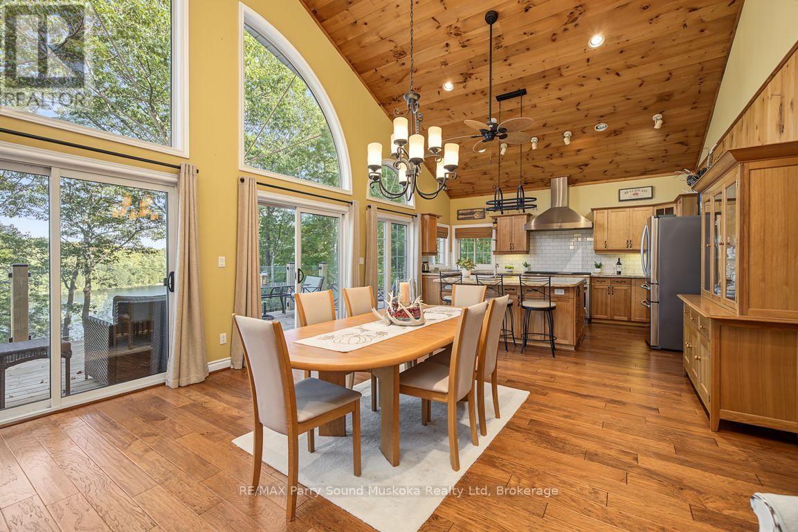 326 BLUE LAKE ROAD - 16