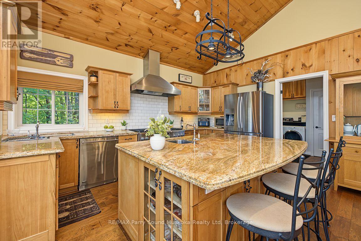 326 BLUE LAKE ROAD - 20