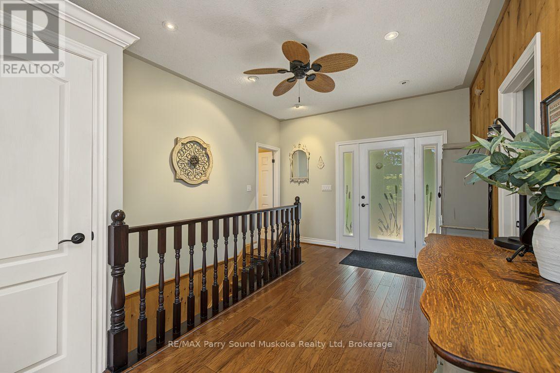 326 BLUE LAKE ROAD - 28