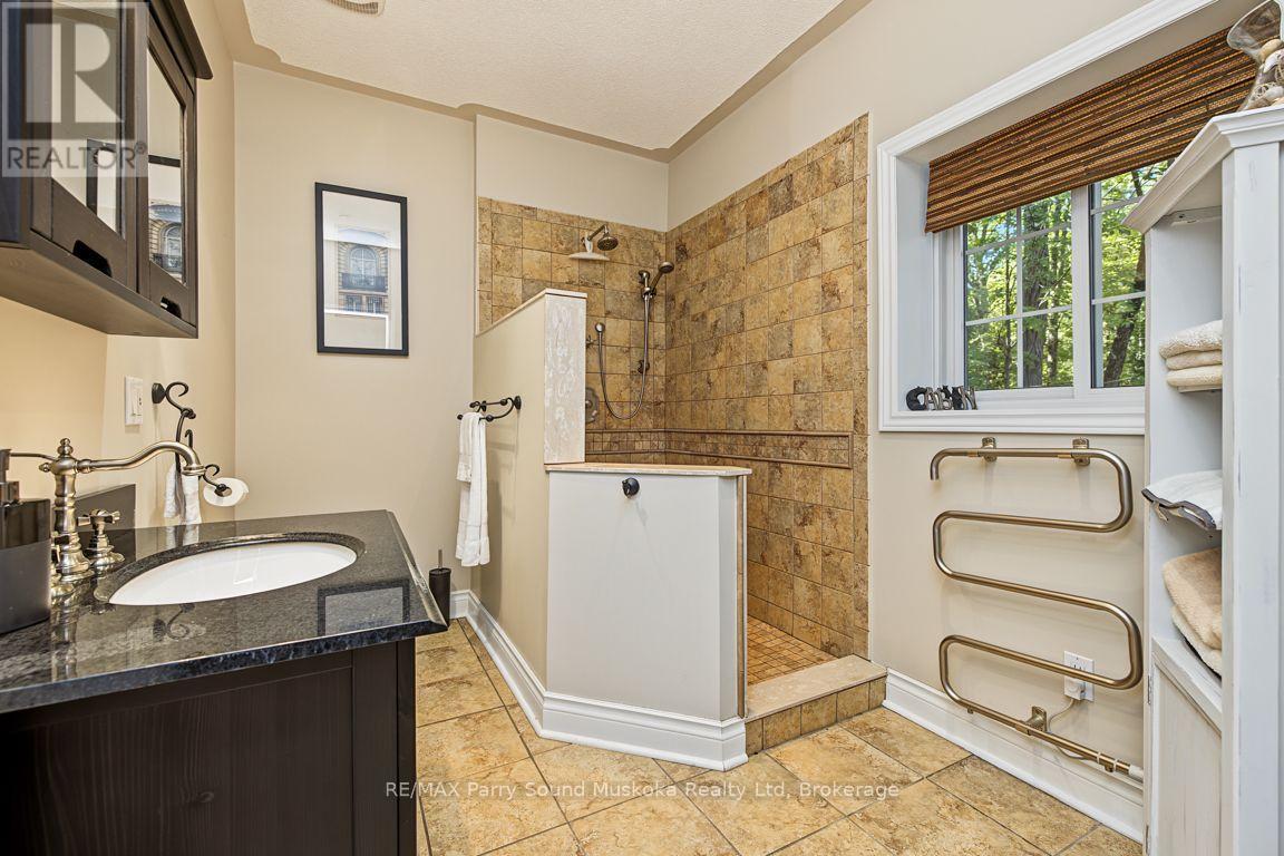 326 BLUE LAKE ROAD - Image 37