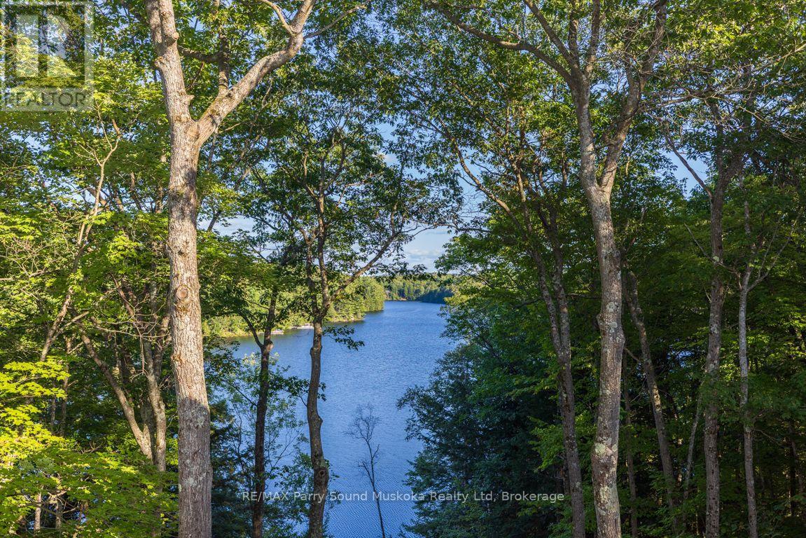 326 BLUE LAKE ROAD - 8