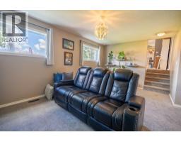 3644 Hesse Place, Prince George, BC V2N4J9 Photo 9