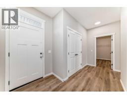 5pc Bathroom - 50 Magnolia Gardens Se, Calgary, AB T3M2P6 Photo 11