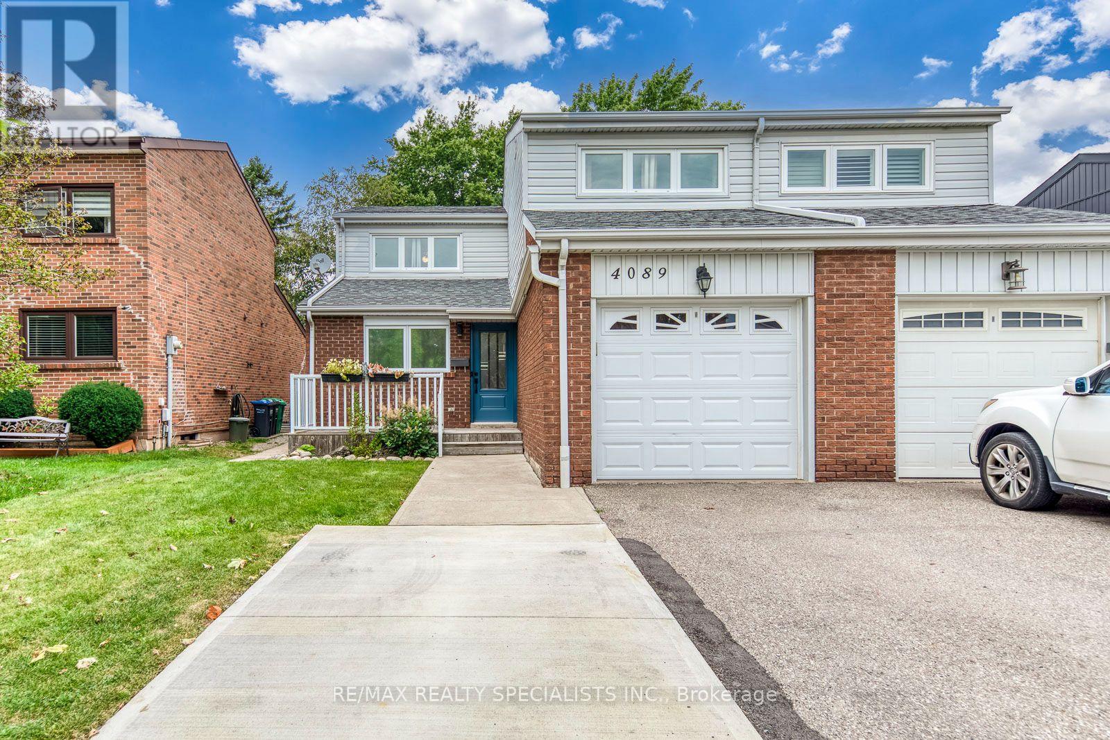 Photo of 4089 BARBICAN Drive