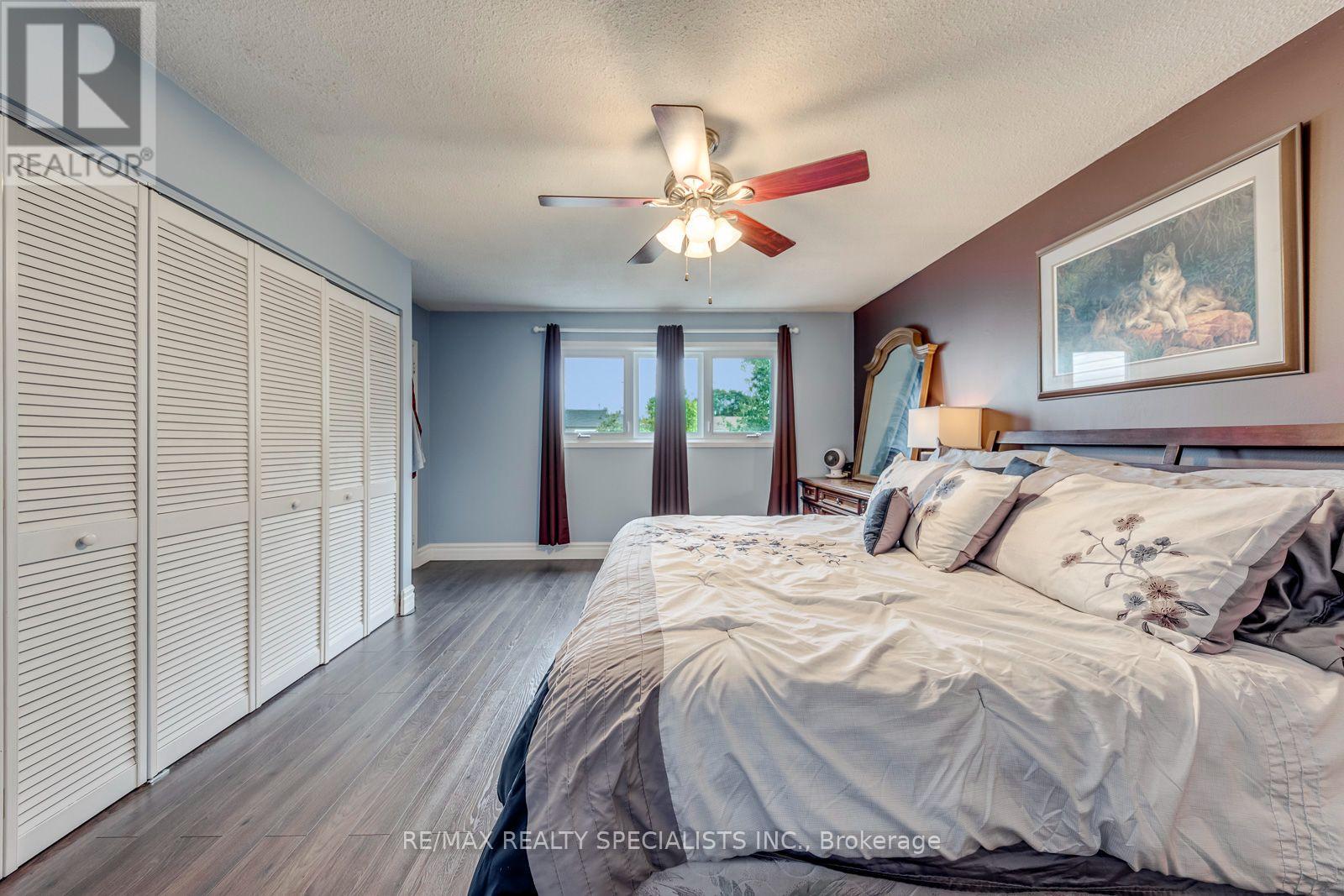 4089 BARBICAN DRIVE - 24