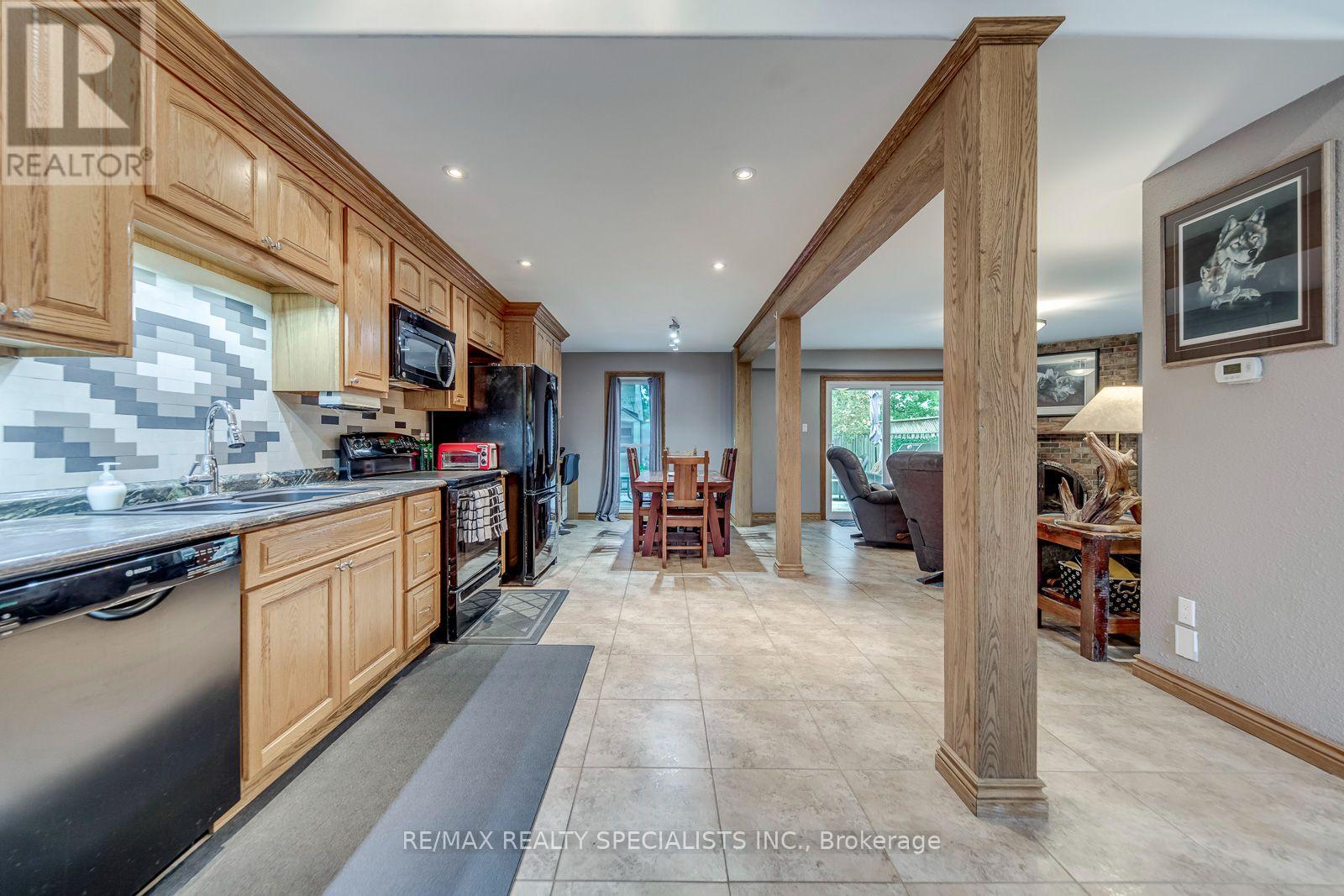 Photo of 4089 BARBICAN DRIVE