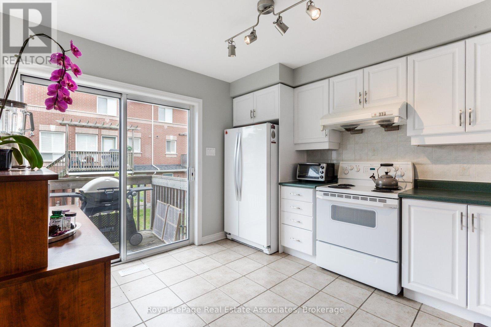 38 - 5031 EAST MILL ROAD, Mississauga (East Credit) — photo 9