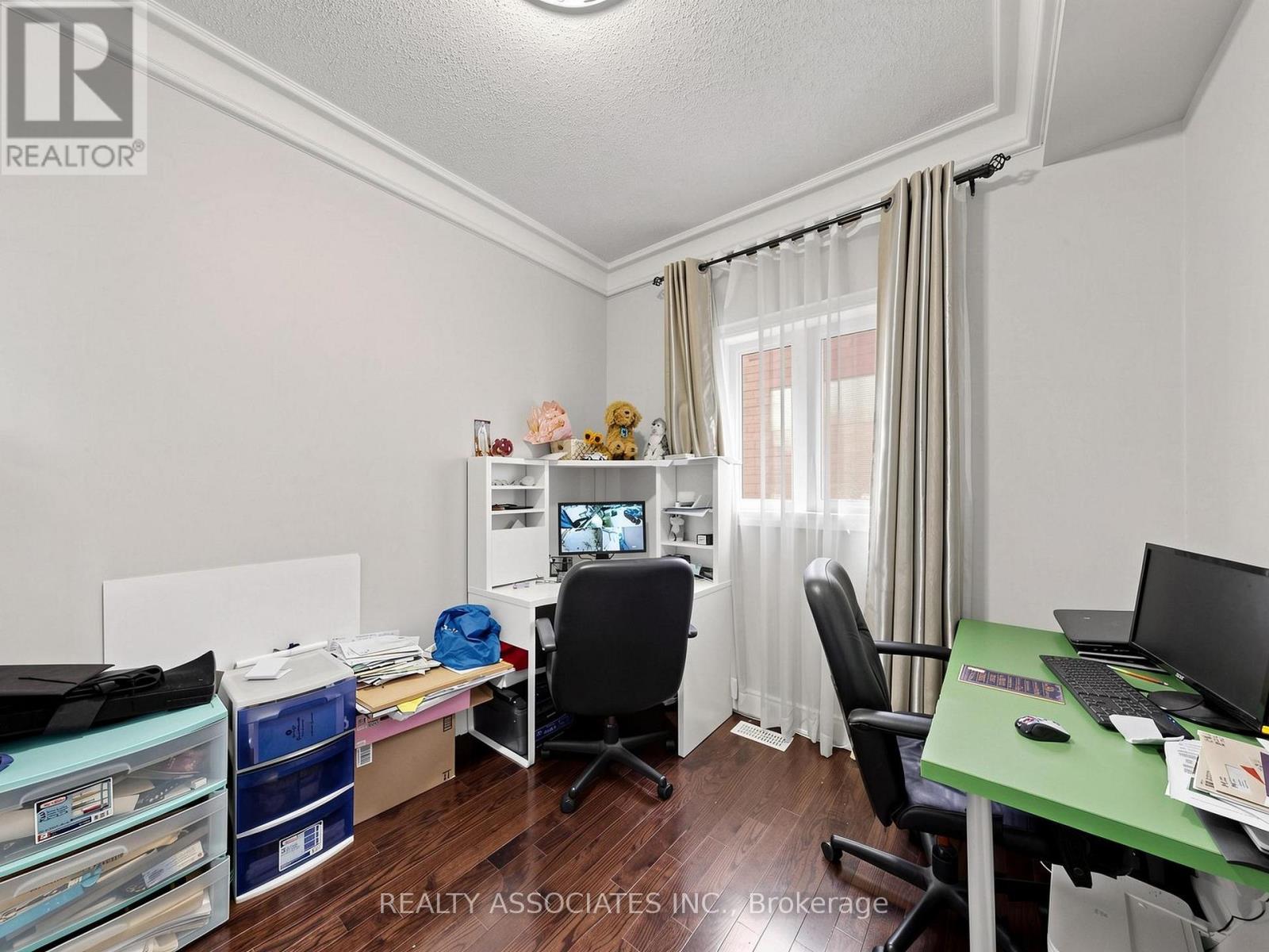 35 GODLIMAN ROAD - 17