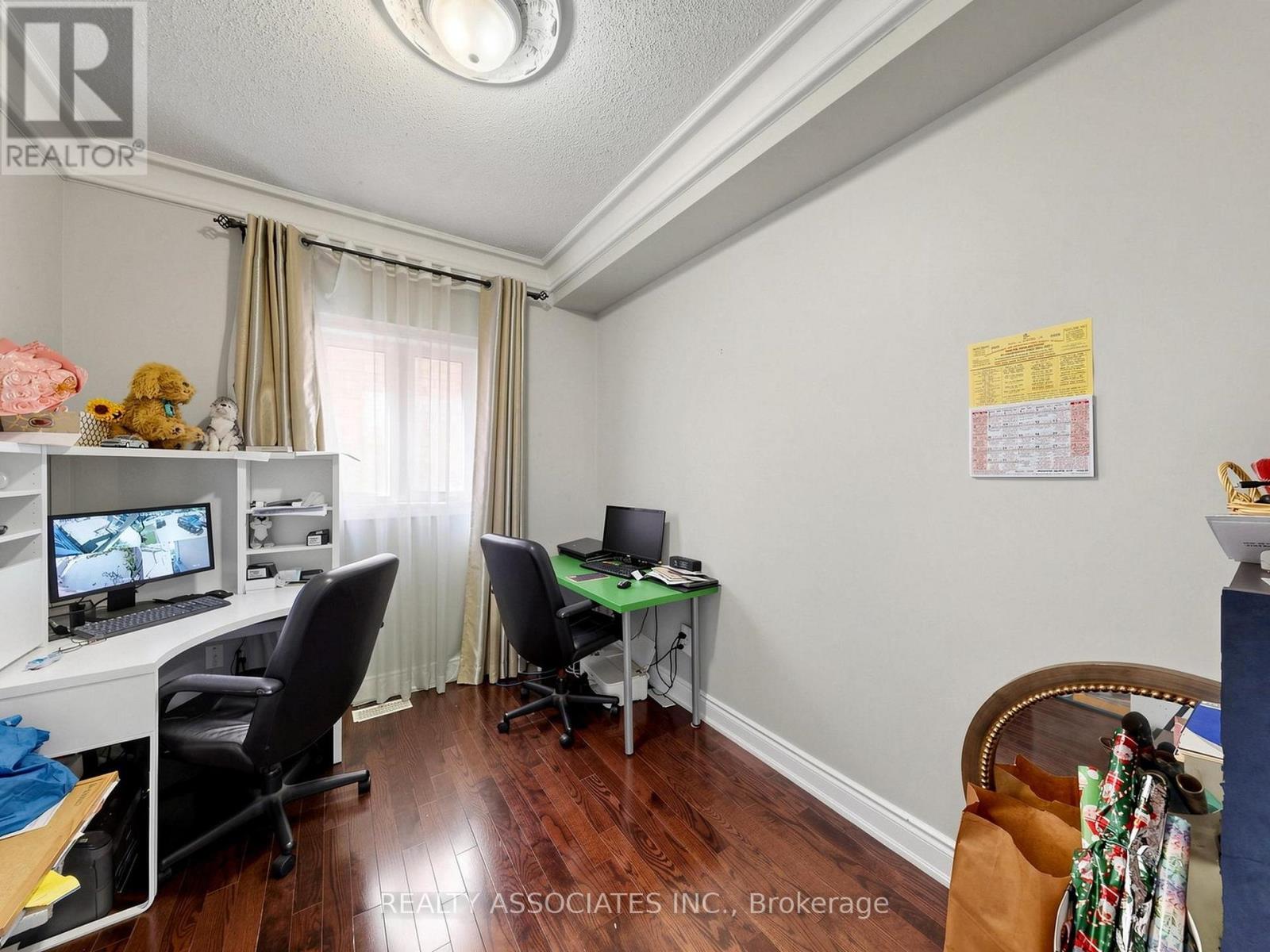 35 GODLIMAN ROAD - 18