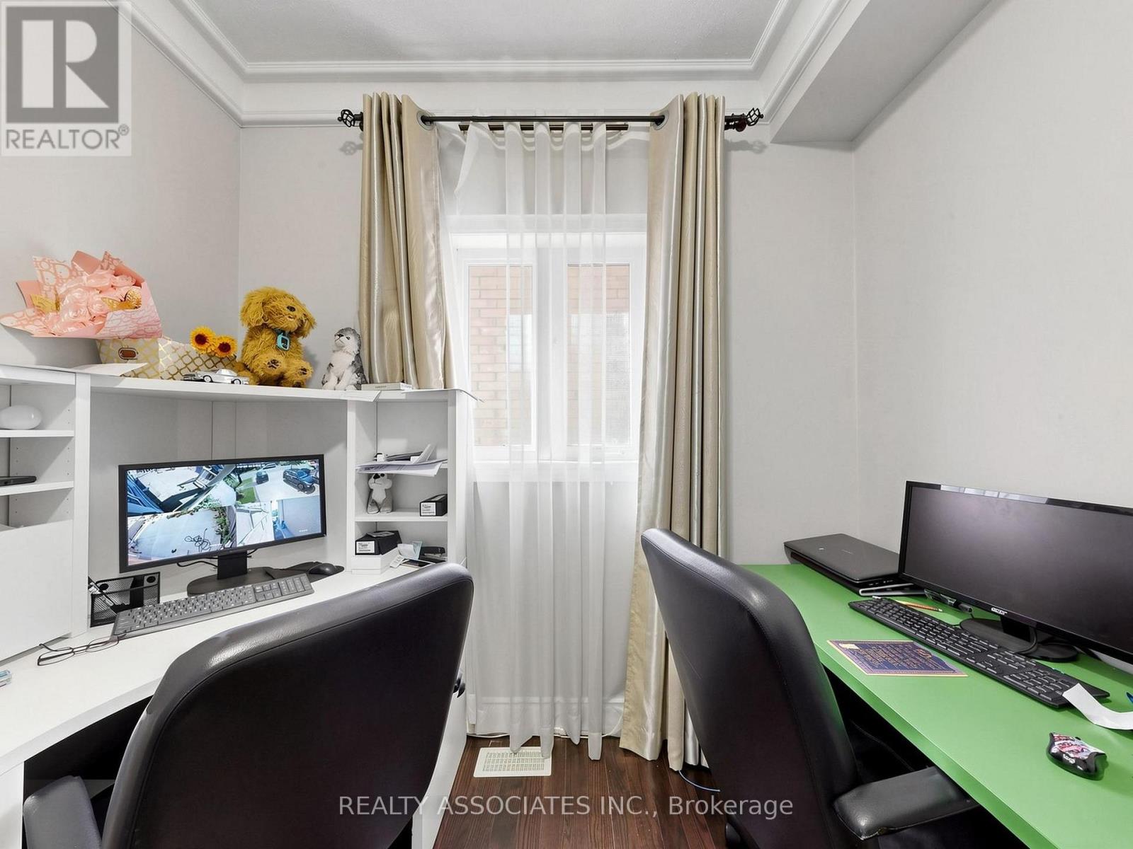 35 GODLIMAN ROAD - 19
