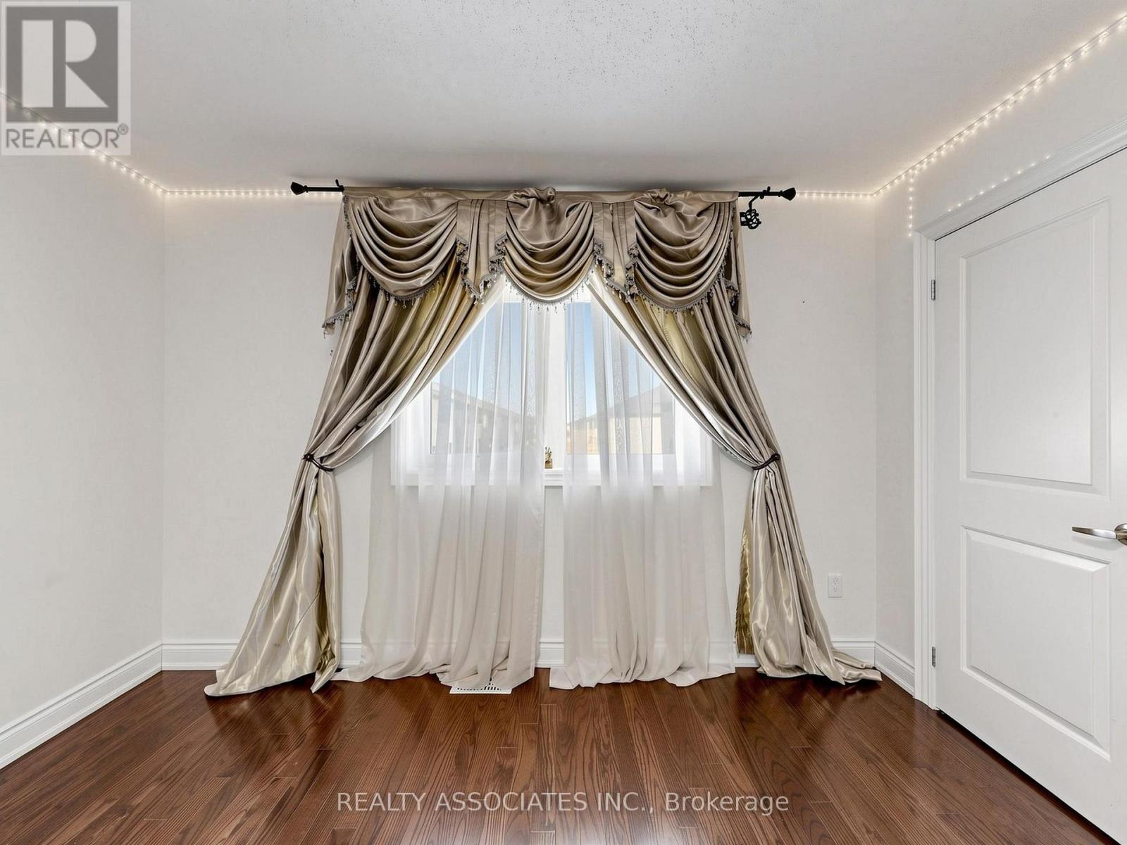 35 GODLIMAN ROAD - 42