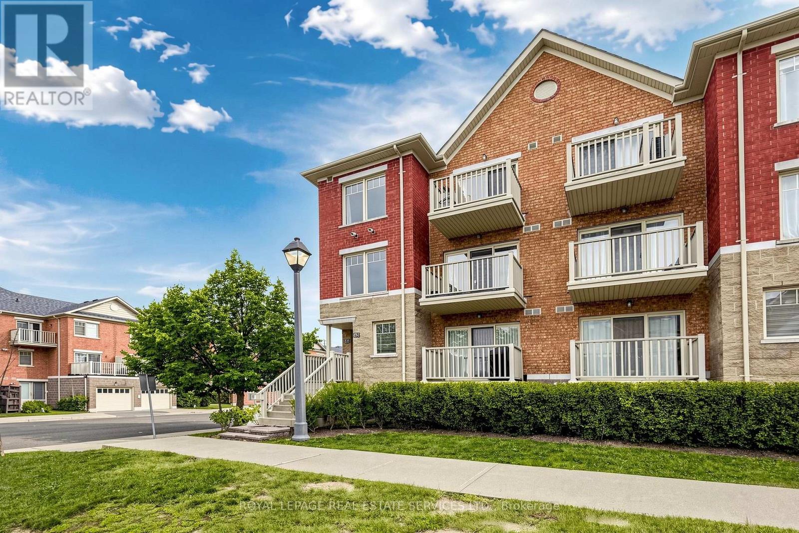 Photo of 49 - 5050 INTREPID DRIVE