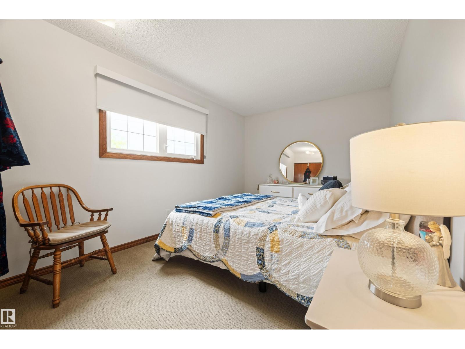704 Warwick Road NW, Dunluce — photo 17 of 30: Property photo