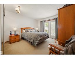 704 Warwick Rd Nw, Edmonton, AB T5X4R3 Photo 12