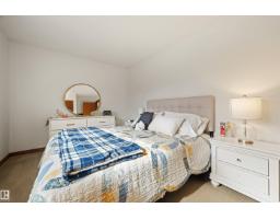 704 Warwick Rd Nw, Edmonton, AB T5X4R3 Photo 18
