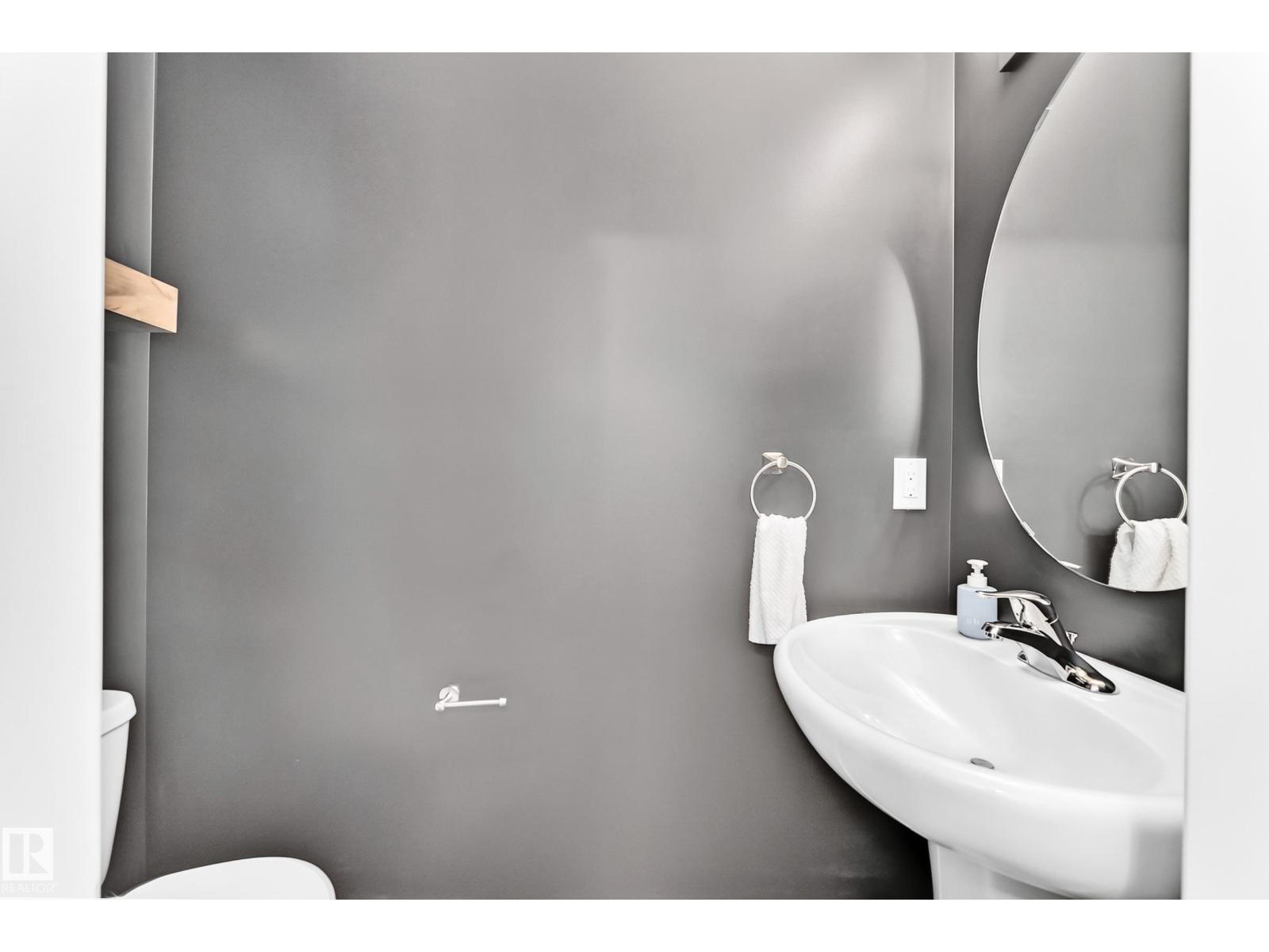 20008 19 AV NW - Image 31