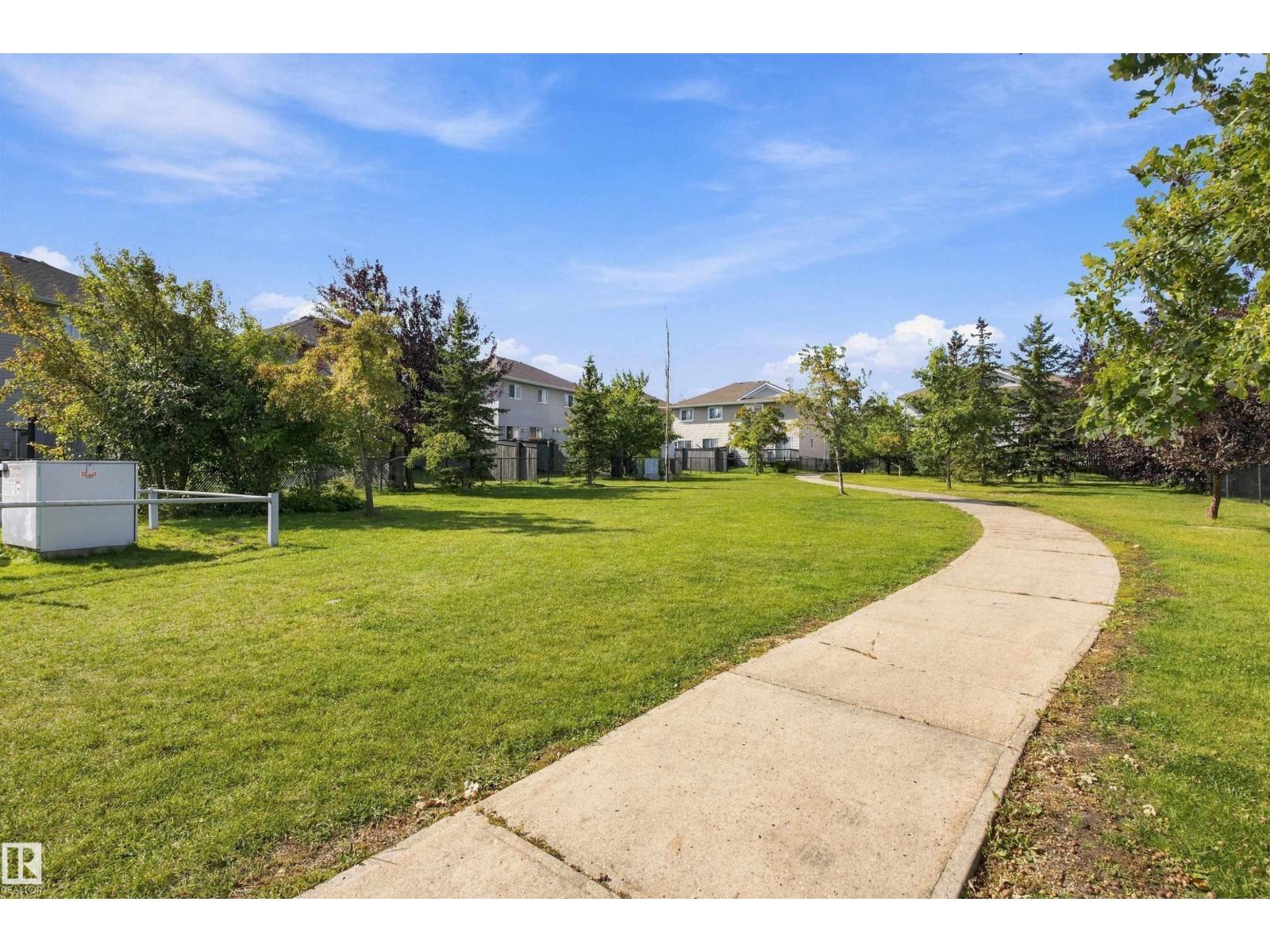 #60 120 MAGRATH RD NW - 44