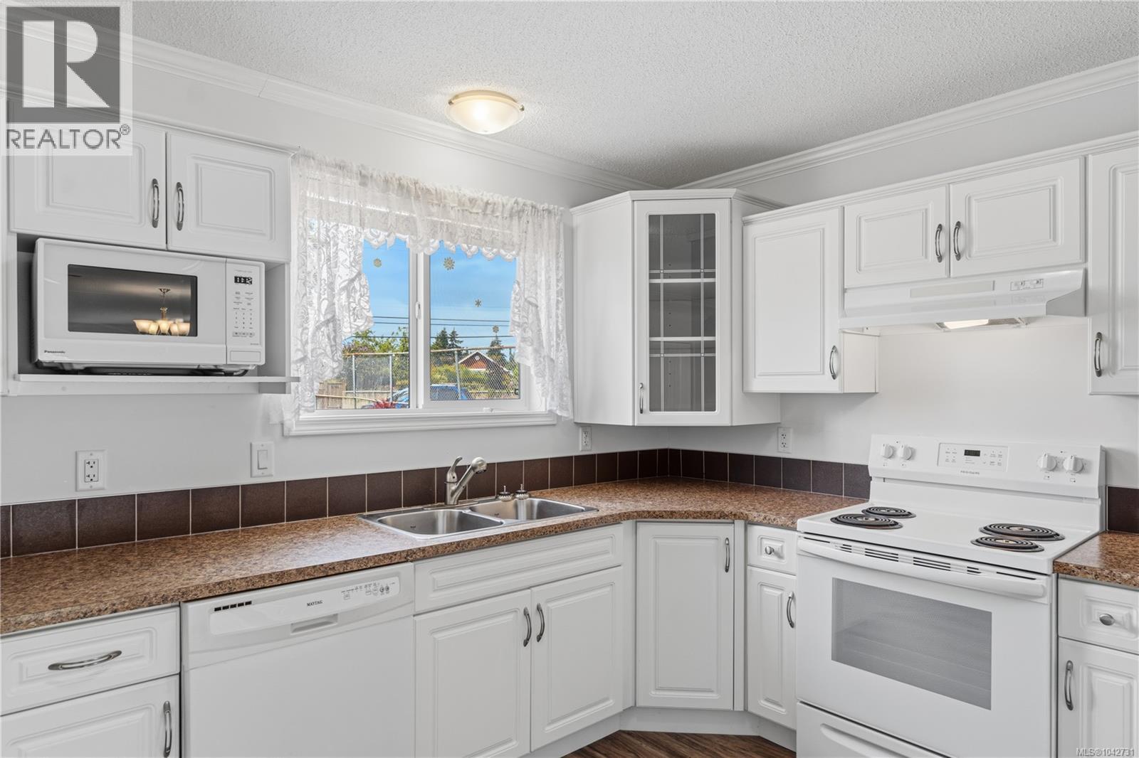 6155 Cherry Creek Rd - Image 3