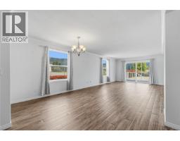 Kitchen - 6155 Cherry Creek Rd, Port Alberni, BC V9Y8S6 Photo 9