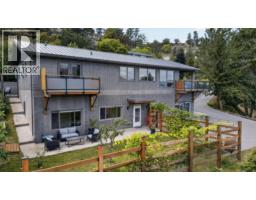 241 Oak Avenue, Kaleden