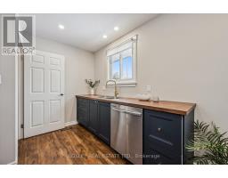 204 Irvine Street, Centre Wellington, ON N0B1S0 Photo 14