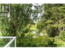 840 Tillicum Rd, Esquimalt, BC V9A1Z7 Photo 18