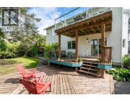 840 Tillicum Rd, Esquimalt, BC V9A1Z7 Photo 35