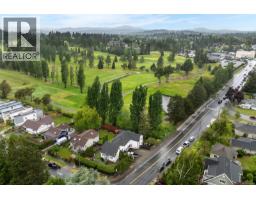 840 Tillicum Rd, Esquimalt, BC V9A1Z7 Photo 52