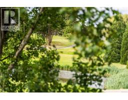 840 Tillicum Rd, Esquimalt, BC V9A1Z7 Photo 59