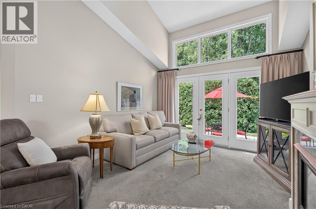 #2 581 DYNES Road - 20