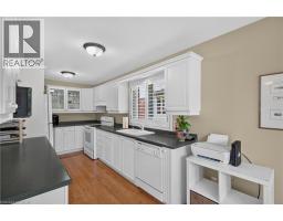 4pc Bathroom - 581 Dynes Road Unit# 2, Burlington, ON L7N2V4 Photo 10