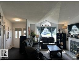 Bedroom 3 - 2 Larch Ba, Spruce Grove, AB T7X1W6 Photo 7