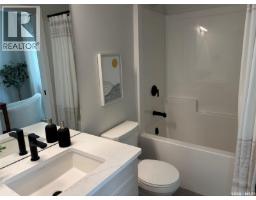 3pc Ensuite bath - 242 Asokanihkew Crescent, Saskatoon, SK S7V2C4 Photo 8
