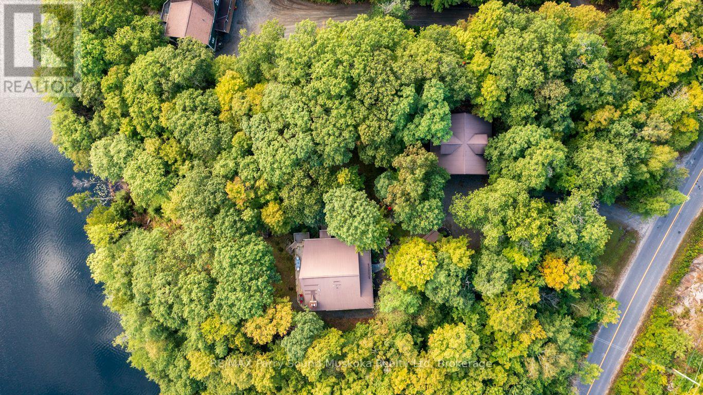326 BLUE LAKE ROAD - 47