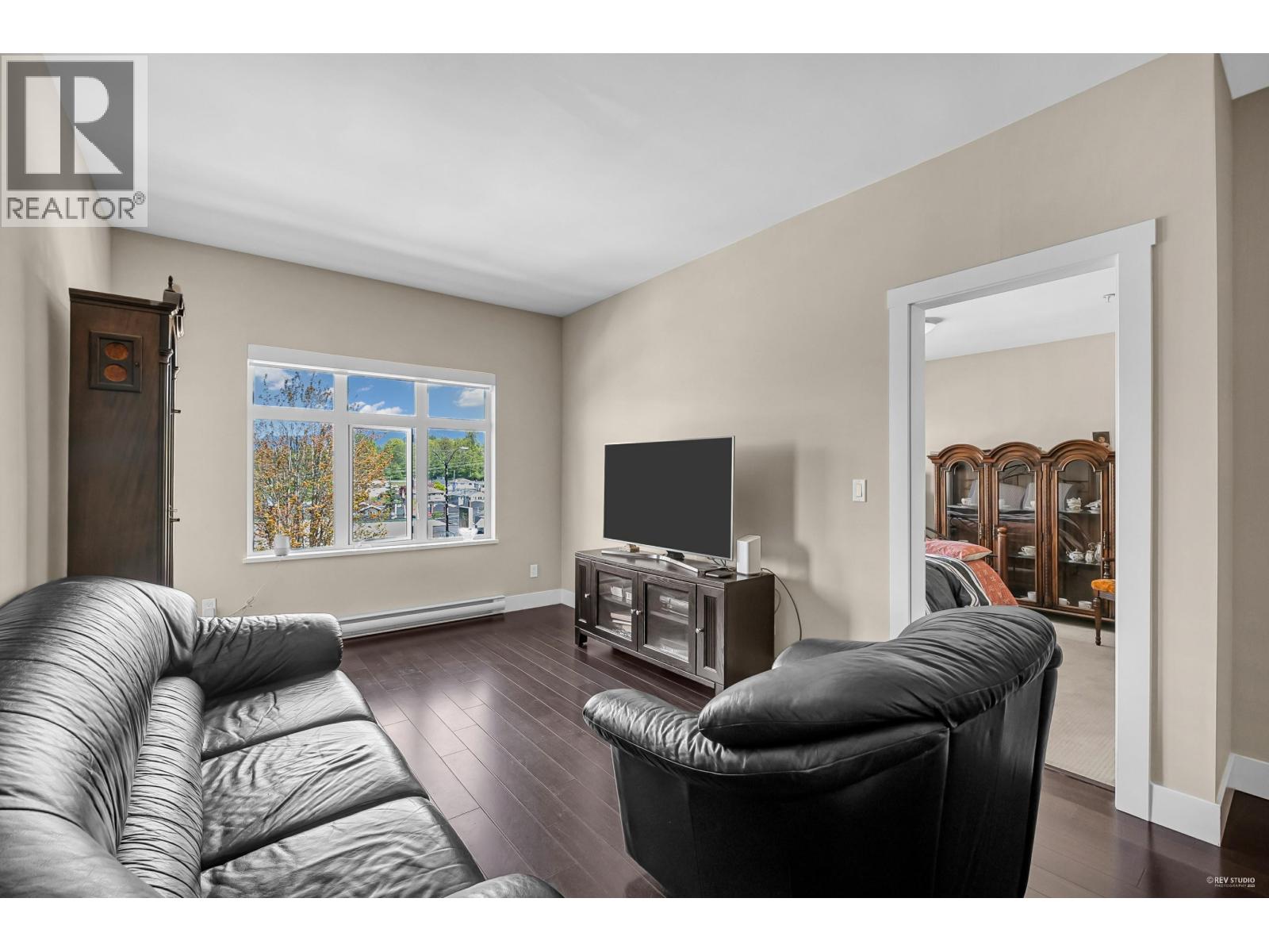 2 Bed, 2 Bath Apartment for Sale in Burnaby – 301 4710 HASTINGS STREET, Burnaby – MLS# R3166275 - Image 8