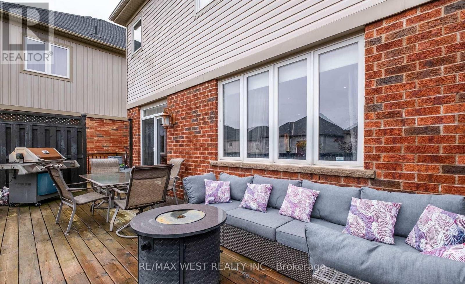 31 BUXTON LANE - 42
